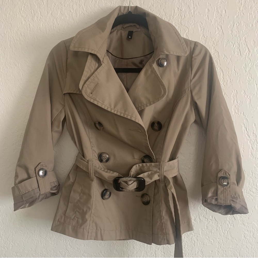 H&M Tan Double-Breasted Short Trench Coat